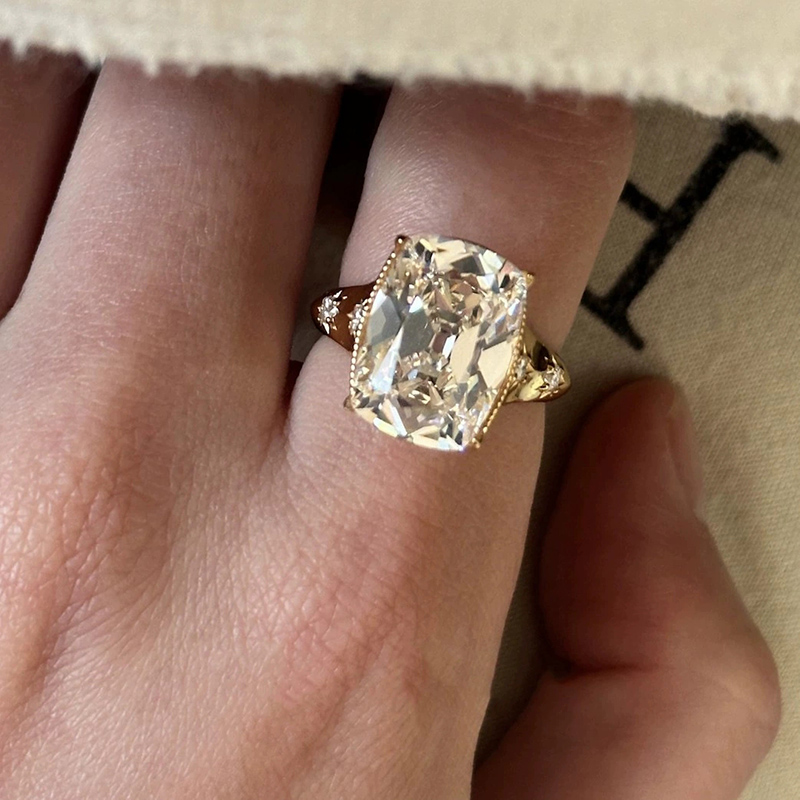 Wedding Superstar - Pierścionek Premium Star Ring 10 Karat