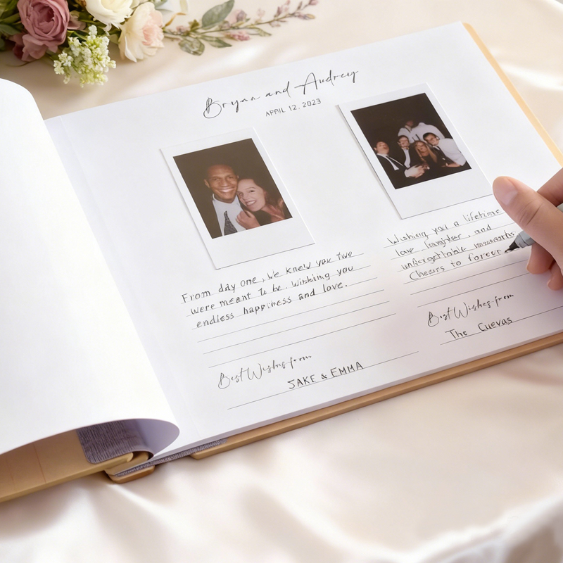 Personalizowana Księga Gości W – Personalized Guest Book recenzja i cena